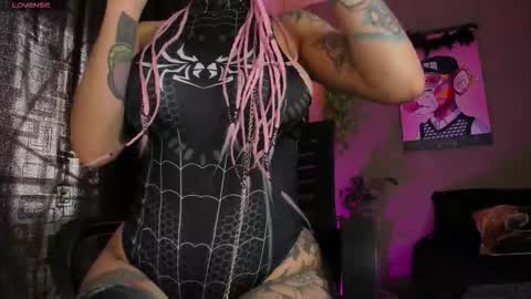 Ginebra online show from 10/31/25, 07:04