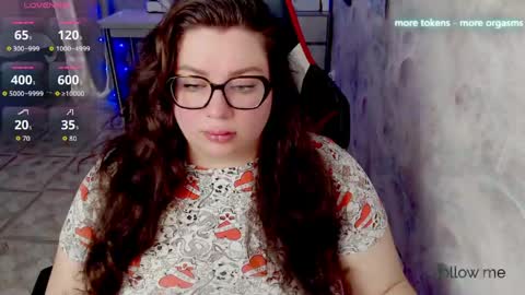 Snapshot of ginger_grayy chatting on 05/17/26, 07:39 Alexa here online show from 05/17/26, 07:39