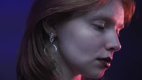 Snapshot of ginger_hugs chatting on 11/19/25, 10:10 im expecting 350 thumbs up on my altar online show from 11/19/25, 10:10