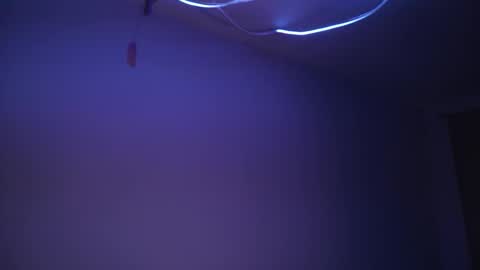 Snapshot of ginger_hugs chatting on 12/03/25, 10:08 im expecting 350 thumbs up on my altar online show from 12/03/25, 10:08