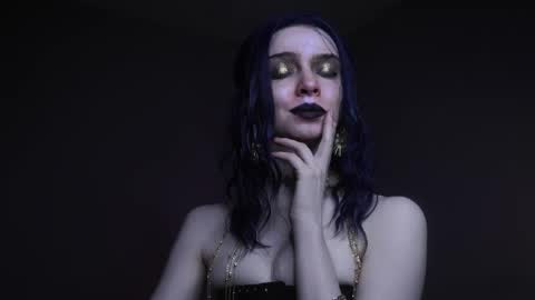        im expecting 350 thumbs up on my altar   online show from 04/13/26, 10:15