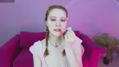 Snapshot of ginger_kristin chatting on 02/25/26, 08:24 Ginger online show from 02/25/26, 08:24