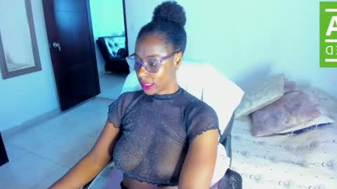 Snapshot of ginger_smil chatting on 04/20/26, 12:52 Diana online show from 04/20/26, 12:52