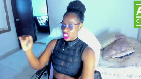 Snapshot of ginger_smil chatting on 04/23/26, 01:02 Diana online show from 04/23/26, 01:02