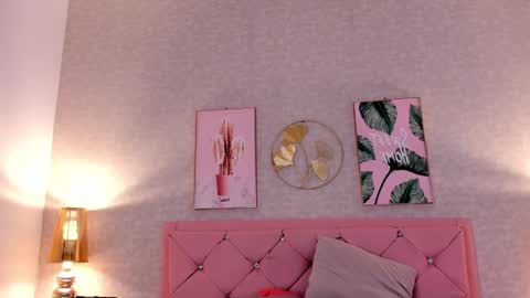 Snapshot of ginger_violetta chatting on 01/18/25, 10:39 Ginger online show from 01/18/25, 10:39