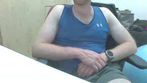 Snapshot of ginger_xxx chatting on 06/22/26, 09:28 mike online show from 06/22/26, 09:28