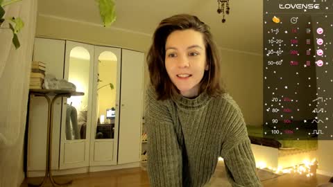 Snapshot of gingerbread__house chatting on 12/12/24, 03:16 Vasilisa online show from 12/12/24, 03:16