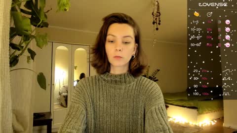 Snapshot of gingerbread__house chatting on 12/24/24, 05:13 Vasilisa online show from 12/24/24, 05:13