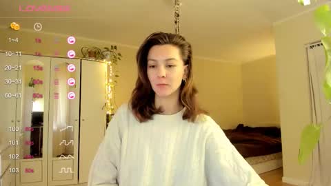 Snapshot of gingerbread__house chatting on 11/22/25, 11:53 Vasilisa online show from 11/22/25, 11:53