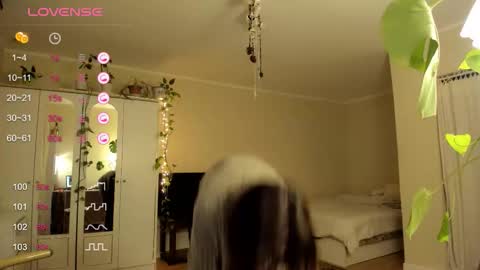 Snapshot of gingerbread__house chatting on 02/13/26, 08:49 Vasilisa online show from 02/13/26, 08:49