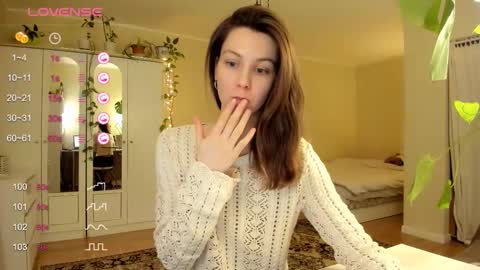 Snapshot of gingerbread__house chatting on 02/14/26, 05:53 Vasilisa online show from 02/14/26, 05:53