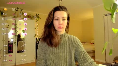 Snapshot of gingerbread__house chatting on 02/17/26, 07:53 Vasilisa online show from 02/17/26, 07:53