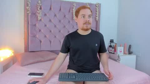 Snapshot of gingerhott_ chatting on 05/06/26, 03:02 Ginger Hott big ass online show from 05/06/26, 03:02