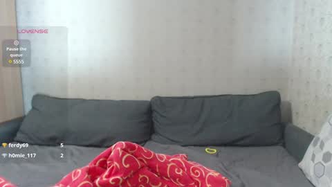 Snapshot of gingermak chatting on 01/15/25, 05:47 Michelle online show from 01/15/25, 05:47