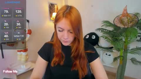 gingerr_pie online show from 11/23/25, 06:41