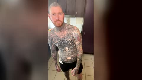 Snapshot of gingerviking1990 chatting on 12/16/25, 12:26 gingerviking1990 online show from 12/16/25, 12:26