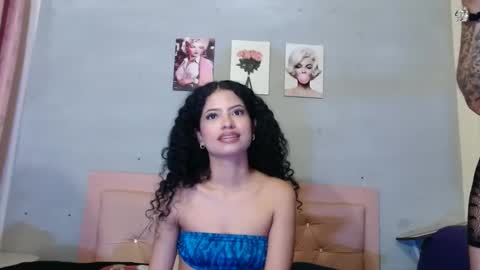 ginnifer_goodwin online show from 09/17/25, 12:07