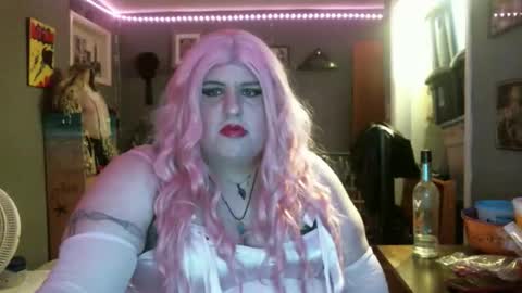 Snapshot of ginny_dominatrix chatting on 12/21/25, 12:18 ginny ray online show from 12/21/25, 12:18