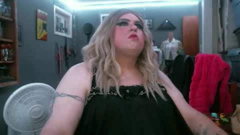 Snapshot of ginny_dominatrix chatting on 02/08/26, 01:53 ginny ray online show from 02/08/26, 01:53