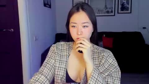 Ginny online show from 02/25/25, 10:58