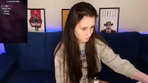 Snapshot of ginnyg_ chatting on 12/19/24, 10:21 Ginnyg online show from 12/19/24, 10:21