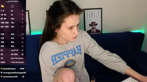 Snapshot of ginnyg_ chatting on 12/21/24, 12:20 Ginnyg online show from 12/21/24, 12:20