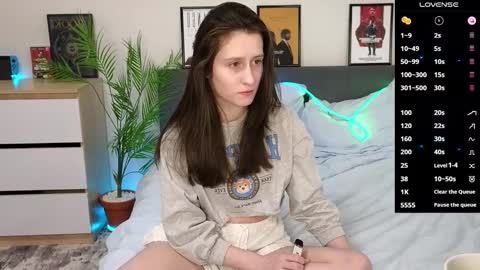 Snapshot of ginnyg_ chatting on 02/20/25, 09:42 Ginnyg online show from 02/20/25, 09:42