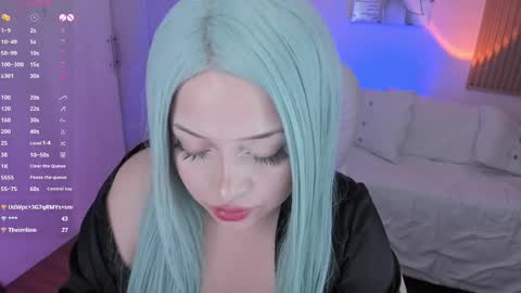 Snapshot of ginnywett chatting on 02/23/25, 10:20 Kendall online show from 02/23/25, 10:20