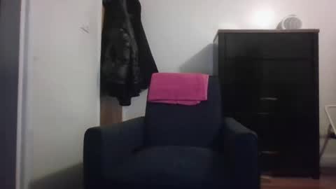 Snapshot of gino_crazy87 chatting on 01/17/25, 06:36 gino_crazy87 online show from 01/17/25, 06:36