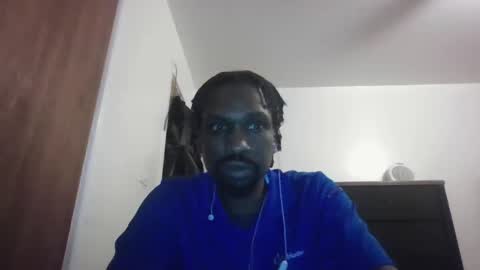 Snapshot of gino_crazy87 chatting on 01/19/25, 05:48 gino_crazy87 online show from 01/19/25, 05:48