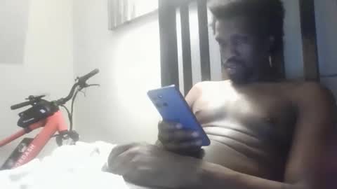 gino_crazy87 online show from 04/17/26, 03:53