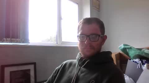 Snapshot of ginwood chatting on 03/12/26, 10:43 ginwood online show from 03/12/26, 10:43