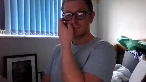 Snapshot of ginwood chatting on 03/17/26, 09:34 ginwood online show from 03/17/26, 09:34