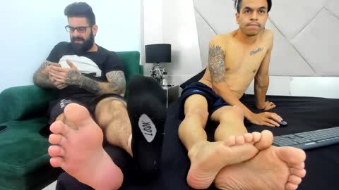 Snapshot of gio_lorenz chatting on 09/13/25, 01:22 gio_lorenz online show from 09/13/25, 01:22