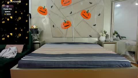 Snapshot of gio_lorenz chatting on 10/24/25, 11:39 gio_lorenz online show from 10/24/25, 11:39