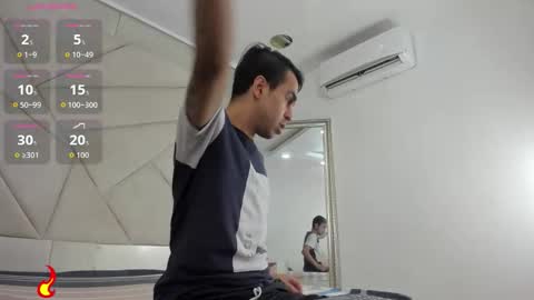 Snapshot of gio_lorenz chatting on 11/15/25, 11:51 gio_lorenz online show from 11/15/25, 11:51