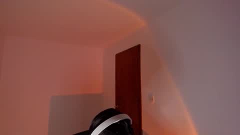 GioRusso online show from 11/28/25, 12:02