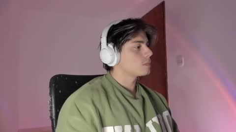 Snapshot of gio_russo chatting on 04/03/26, 09:02 GioRusso online show from 04/03/26, 09:02