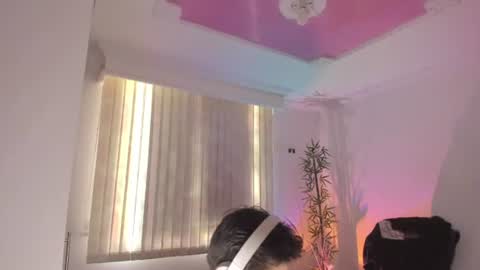 Snapshot of gio_russo chatting on 07/27/26, 04:25 GioRusso online show from 07/27/26, 04:25