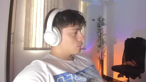 Snapshot of gio_russo chatting on 08/04/26, 04:53 GioRusso online show from 08/04/26, 04:53