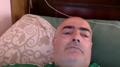 gioeste1 online show from 04/17/26, 12:41