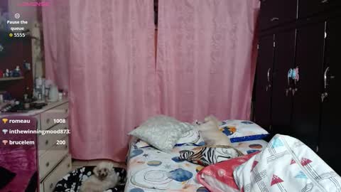 Mary online show from 11/26/25, 05:08