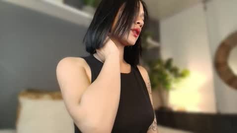  Gigi  online show from 02/18/25, 05:09