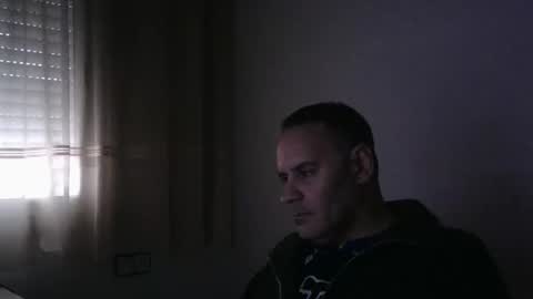 Snapshot of gioshadow chatting on 12/08/24, 01:58 gioshadow online show from 12/08/24, 01:58