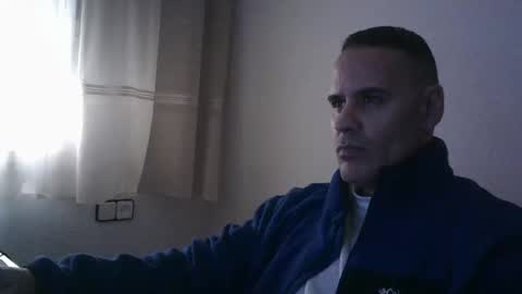 Snapshot of gioshadow chatting on 01/06/25, 12:57 gioshadow online show from 01/06/25, 12:57