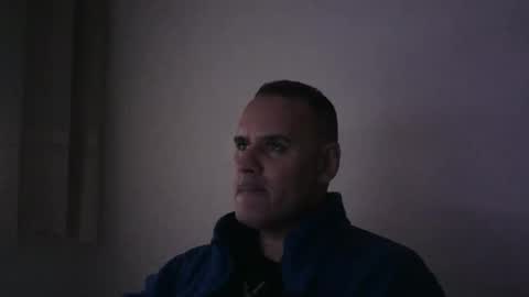 Snapshot of gioshadow chatting on 01/18/25, 11:54 gioshadow online show from 01/18/25, 11:54