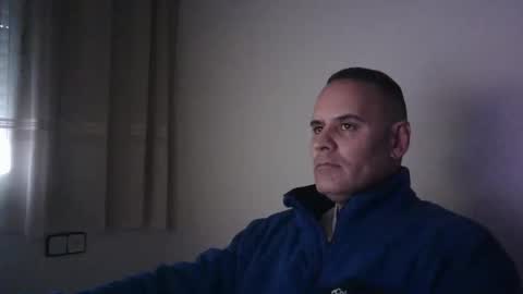 Snapshot of gioshadow chatting on 01/26/25, 04:20 gioshadow online show from 01/26/25, 04:20