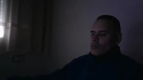 Snapshot of gioshadow chatting on 02/08/25, 10:18 gioshadow online show from 02/08/25, 10:18