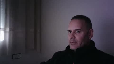 Snapshot of gioshadow chatting on 02/15/25, 03:06 gioshadow online show from 02/15/25, 03:06