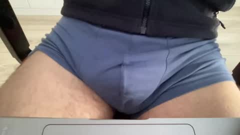 Snapshot of giovaa23 chatting on 05/06/26, 07:02 giovaa23 online show from 05/06/26, 07:02